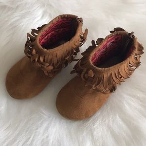 Toddler Girl Moccasin Boots